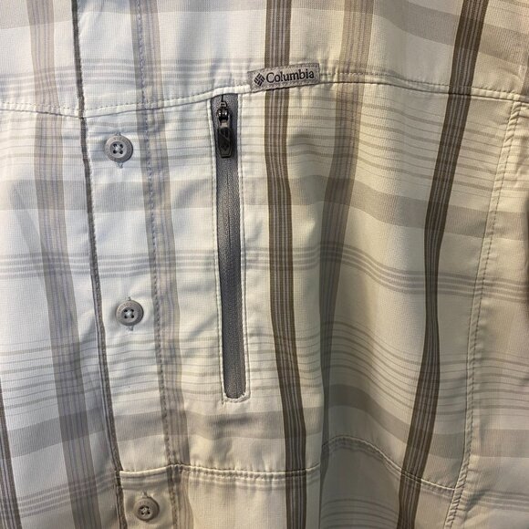 Men's Columbia XL Angler or Outdoorsman Shirt - Picture 9 of 11